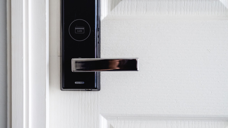 10 Must-Have Smart Home Devices to Simplify Your Life 10 Must-Have Smart Home Devices to Simplify Your Life