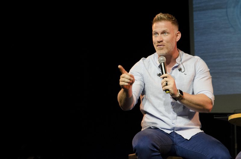 The Power of Public Speaking: How to Master Effective Communication