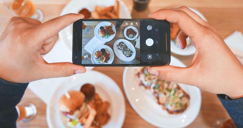 How to Start a Food Blog: A Complete Beginner’s Guide