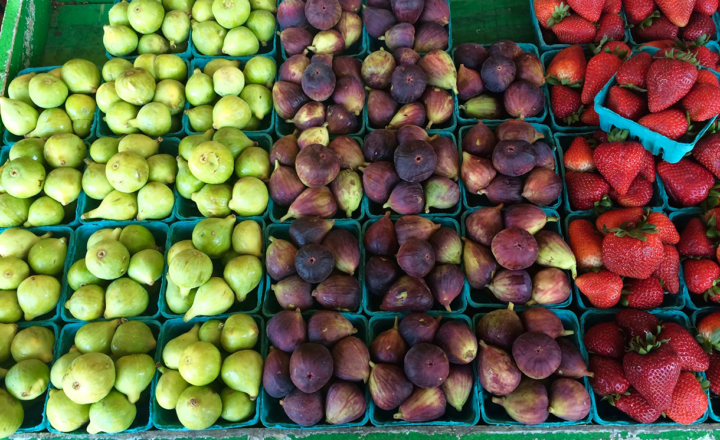 Low-Calorie Fruits: Top Picks for Healthy Snacking