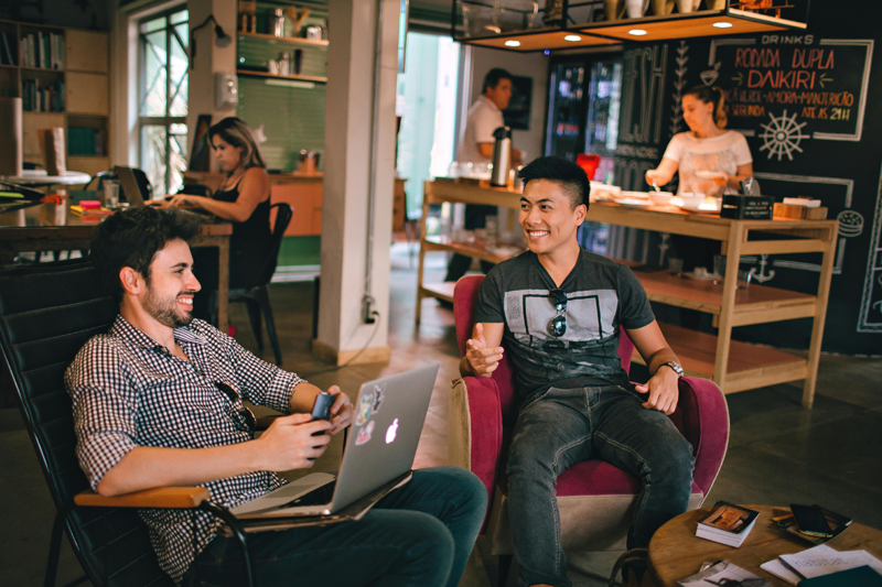 How to Confidently Participate in Conversations at Parties, Team-Building Events, and Social Gatherings How to Confidently Participate in Conversations at Parties, Team-Building Events, and Social Gatherings