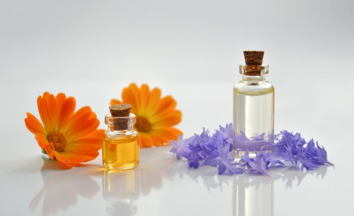 Top 10 Essential Oils and How to Use Them for Relaxation