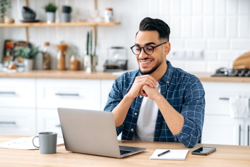 Is Living Abroad Right for You? Pros and Cons to Consider Is Living Abroad Right for You? Pros and Cons to Consider