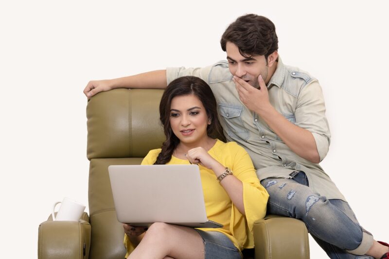 The Secret to Making Long-Distance Relationships Work The Secret to Making Long-Distance Relationships Work