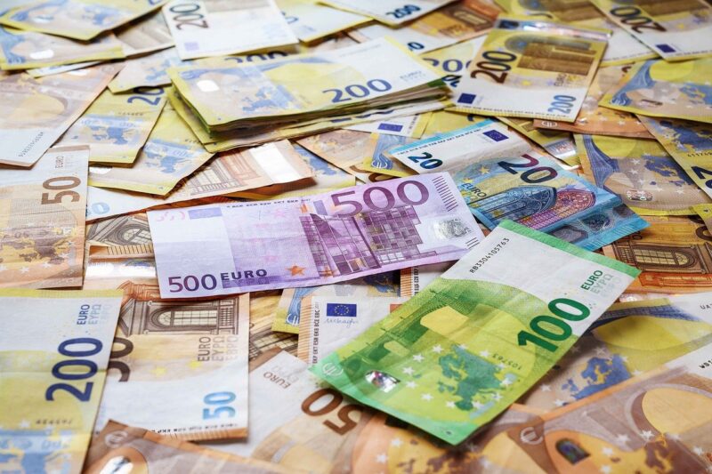 How to Start Investing with Just $100 How to Start Investing with Just $100