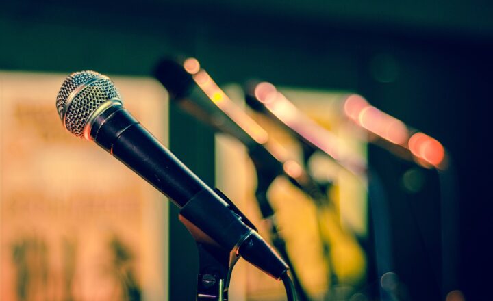 How to Overcome the Fear of Public Speaking (and Actually Enjoy It)