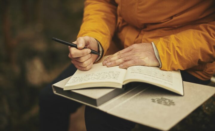 The Benefits of Journaling: Simple Ways to Start Writing Daily