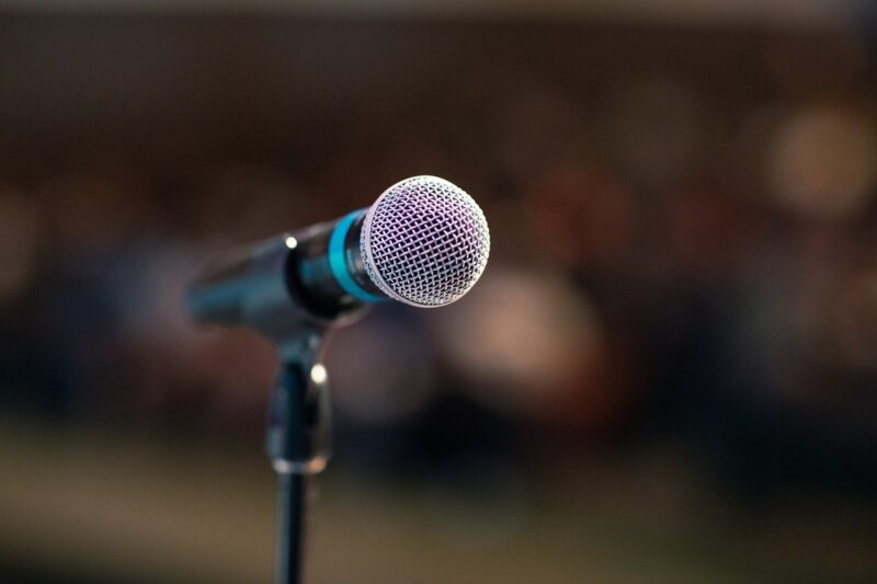 How to Build Confidence in Public Speaking: Proven Techniques to Help You Speak with Impact and Ease How to Build Confidence in Public Speaking: Proven Techniques to Help You Speak with Impact and Ease