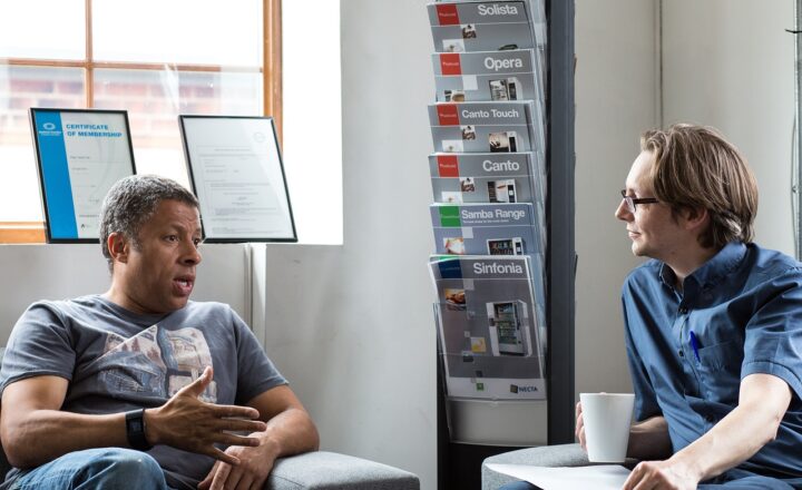 Why Small Talk Matters More Than You Think (And How to Get Better at It)