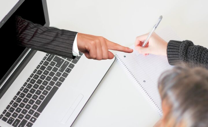 The Role of Mentorship in Personal and Professional Growth: Finding the Right Mentor