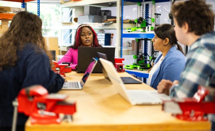 Learning to Lead: How to Develop Leadership Skills That Inspire Others