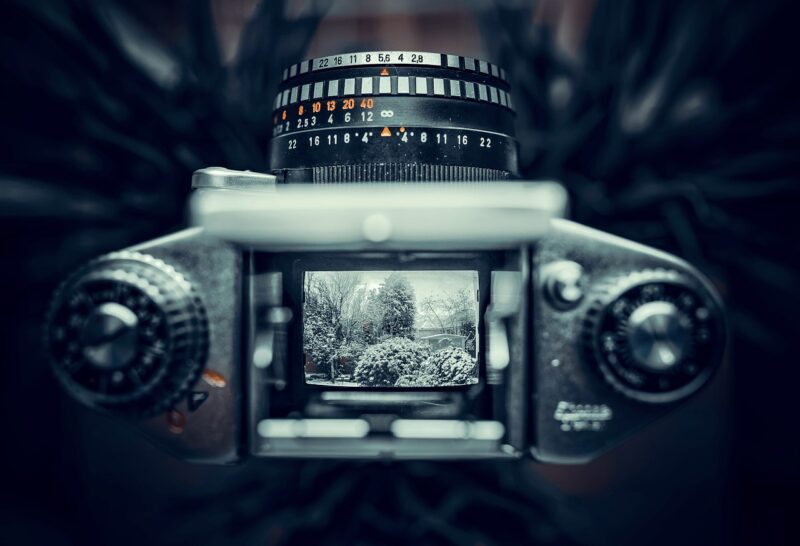 The History of Photography: From Film to Digital The History of Photography: From Film to Digital
