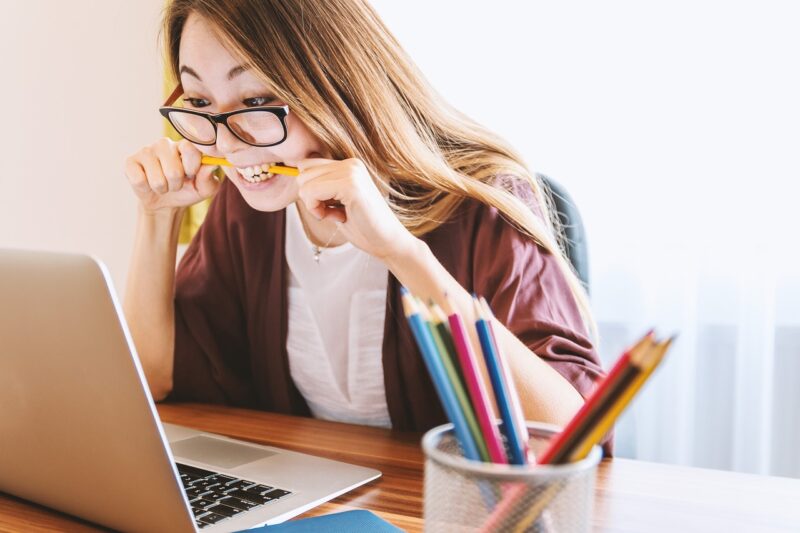 The Best Gadgets for College Students to Stay Organized and Productive