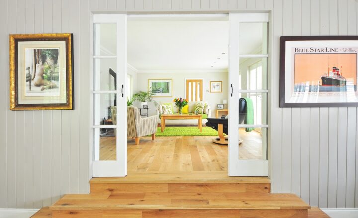 10 Hacks to Keep Your Home Smelling Fresh and Clean