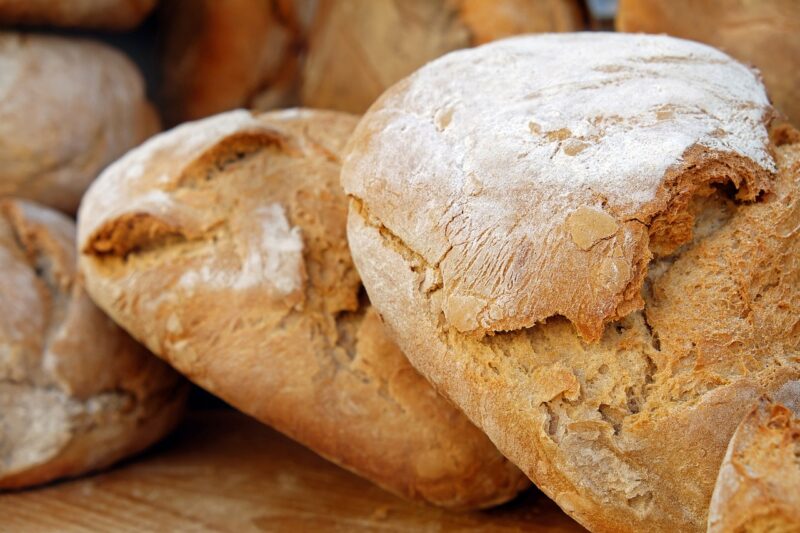 How to Bake Bread at Home: A Guide for Beginners