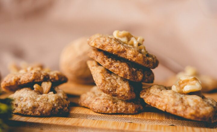 10 Healthy and Filling Snacks to Keep You Energized All Day
