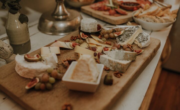 How to Create the Perfect Charcuterie Board in 5 Easy Steps