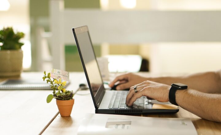 How to Earn Money By Taking Online Surveys: Pros and Cons