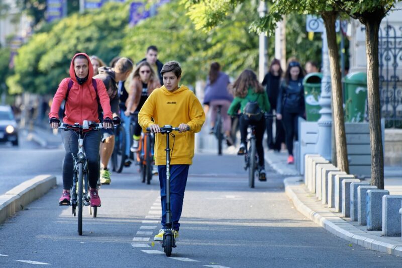 Why Urban Transit Systems Are Increasingly Embracing Bike Lanes Why Urban Transit Systems Are Increasingly Embracing Bike Lanes