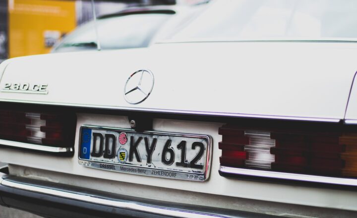 How to Decode a Car’s VIN Number and Discover Its Full History