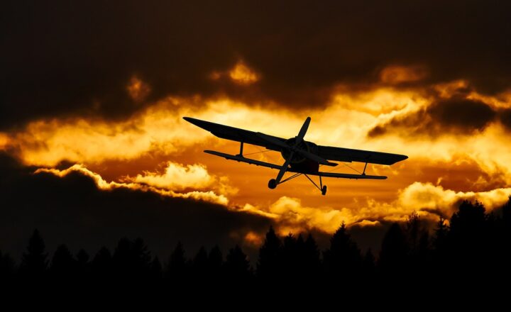 How Airplanes Are Built to Handle Extreme Turbulence and Wind Shear