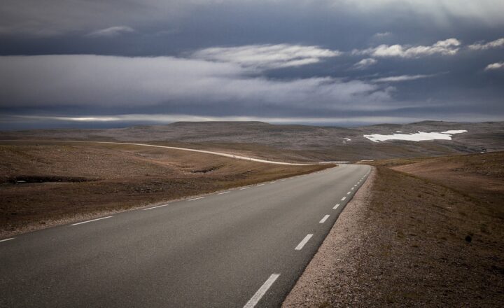 10 Fun Facts About Roads and Highways Around the World