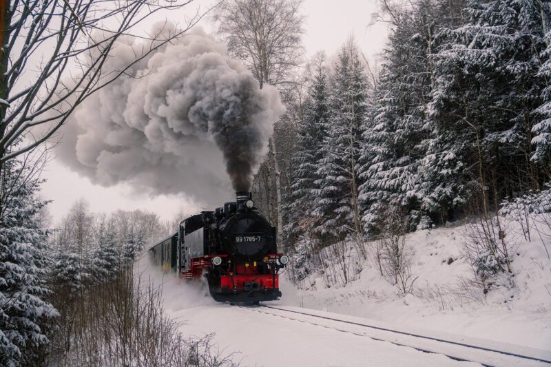 The Most Ingenious Trains That Cross the World’s Toughest Terrain The Most Ingenious Trains That Cross the World’s Toughest Terrain