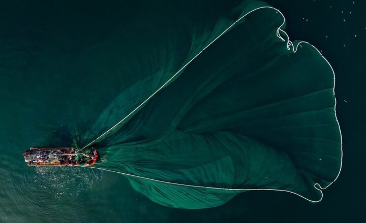 10 Unique Fishing Techniques from Around the World