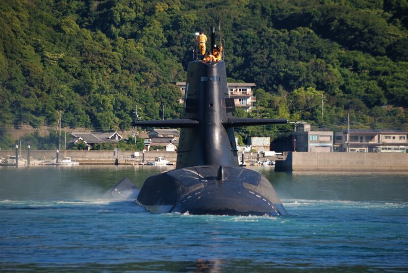 How Submarines Work: Inside the Technology of Underwater Vessels How Submarines Work: Inside the Technology of Underwater Vessels