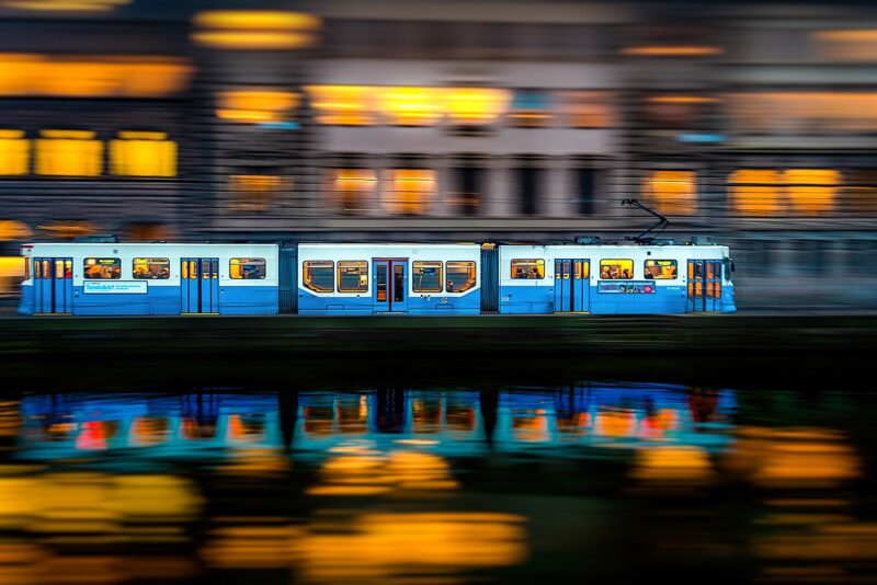 Inside the World's Fastest Trains: How They Achieve Blazing Speeds
