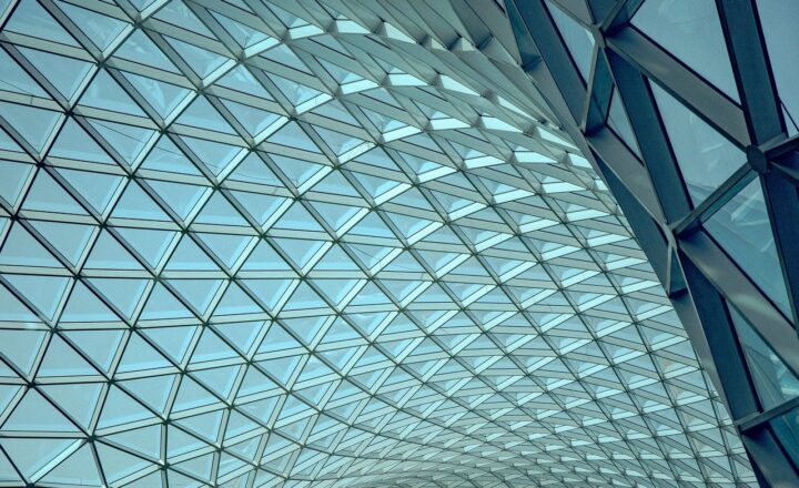 Interesting Facts About the World’s Largest Airports and How They Operate