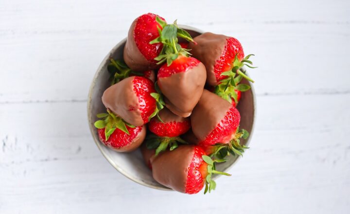 Chocolate Coated, Dipped, and Drizzled Treats: What’s the Best Option?