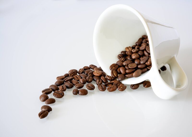 Understanding the Differences Between Decaf and Regular Coffee Beans Understanding the Differences Between Decaf and Regular Coffee Beans