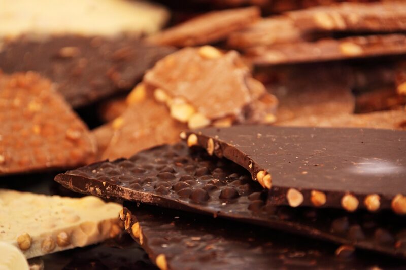 What Is Bean-to-Bar Chocolate and How It Differs from Mass-Produced Chocolate What Is Bean-to-Bar Chocolate and How It Differs from Mass-Produced Chocolate