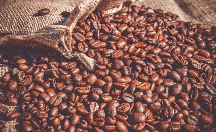 How Coffee Growing Regions Influence Bean Flavor Profiles and Strength