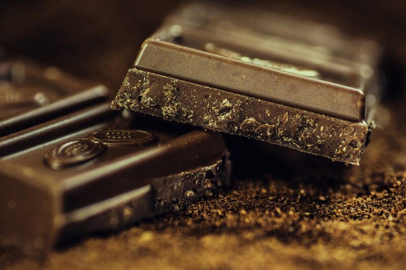 Milk Chocolate vs. Dark Chocolate: Which Is Healthier and Why?