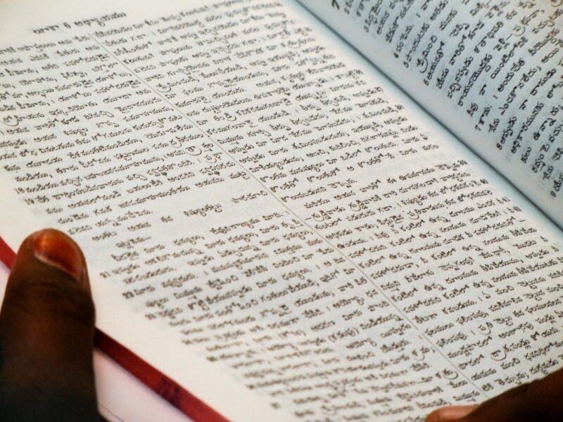 How AI-Powered Language Translation Is Breaking Down Communication Barriers