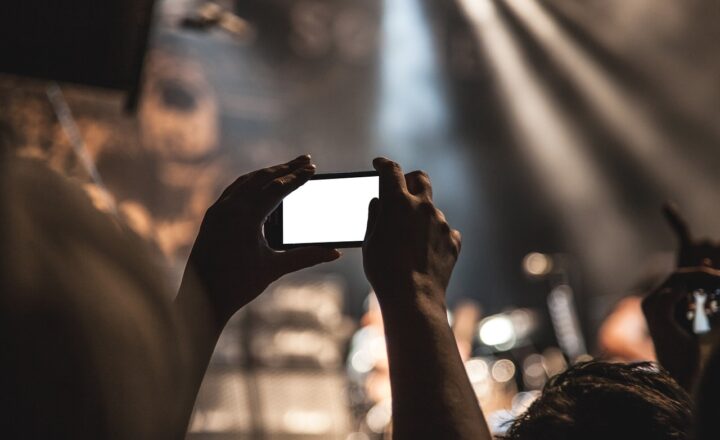 The Battle Between Android and iPhone: Which Has the Best Camera Quality?