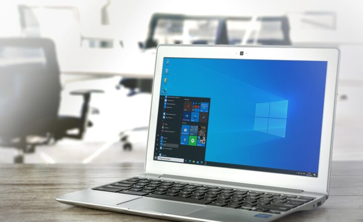 Windows vs. macOS: Which Operating System Reigns Supreme for Productivity?