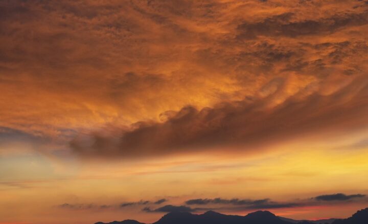 How We Measure Wind Speed and What It Reveals About Storm Patterns