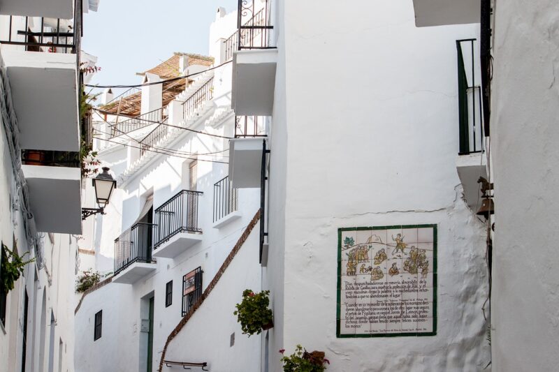 The Key to Conversational Spanish: How to Practice for Real-Life Situations The Key to Conversational Spanish: How to Practice for Real-Life Situations