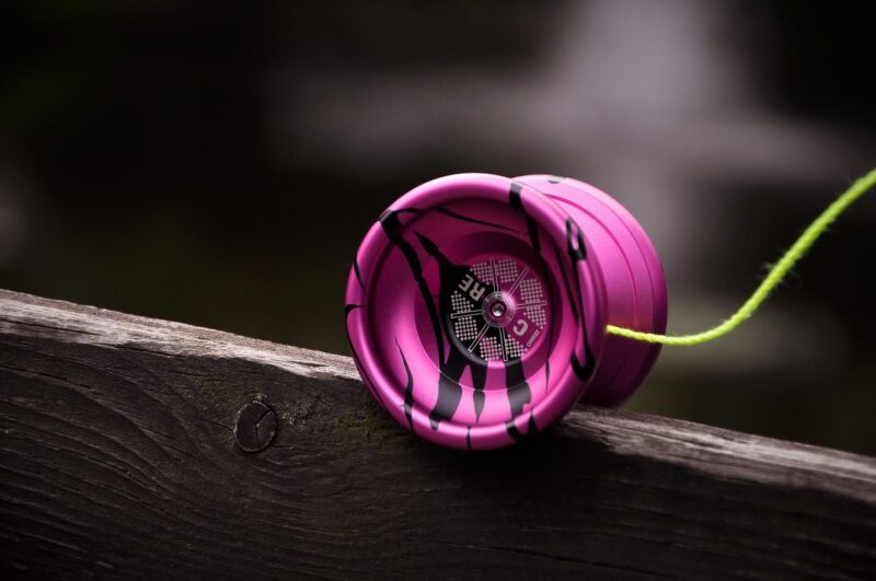 How Yo-Yos Made a Comeback in the 2000s and the Secret Behind Their Appeal How Yo-Yos Made a Comeback in the 2000s and the Secret Behind Their Appeal