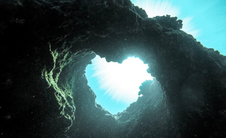 Unexplained Sounds from the Deep Ocean That Defy Scientific Understanding