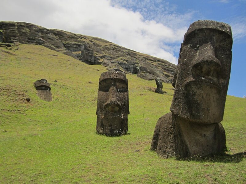 The Mystery of Easter Island Statues and How They Were Moved Across the Island The Mystery of Easter Island Statues and How They Were Moved Across the Island