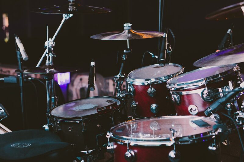 How 90s Rock Bands Like Oasis and Blur Defined British Pop Culture
