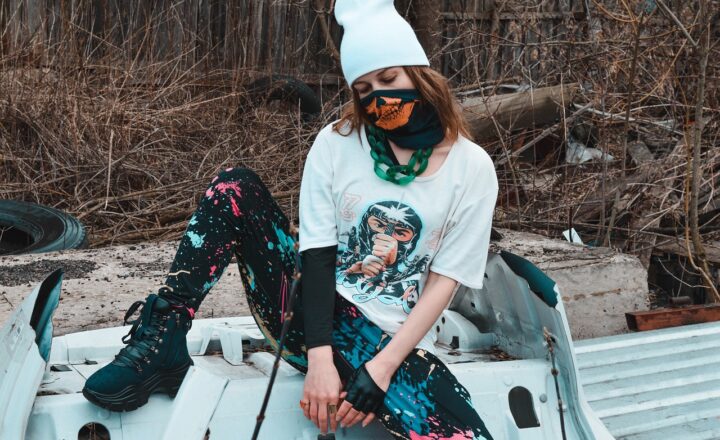 The Influence of R&B and Hip-Hop on 90s Pop Culture