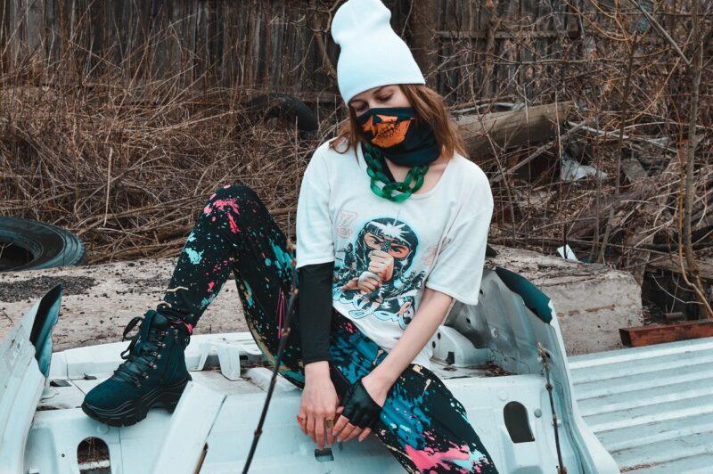 The Influence of R&B and Hip-Hop on 90s Pop Culture