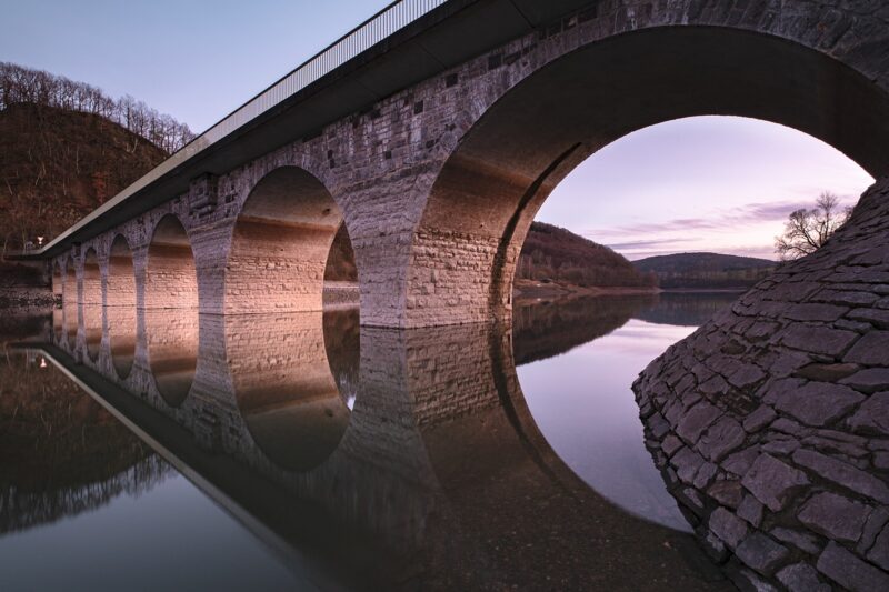 The Engineering Behind Bridges That Connect Countries and Continents The Engineering Behind Bridges That Connect Countries and Continents