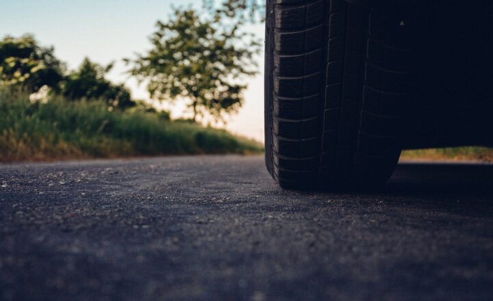 The Ultimate Guide to Driving on Icy Roads and Staying Safe in Winter Conditions