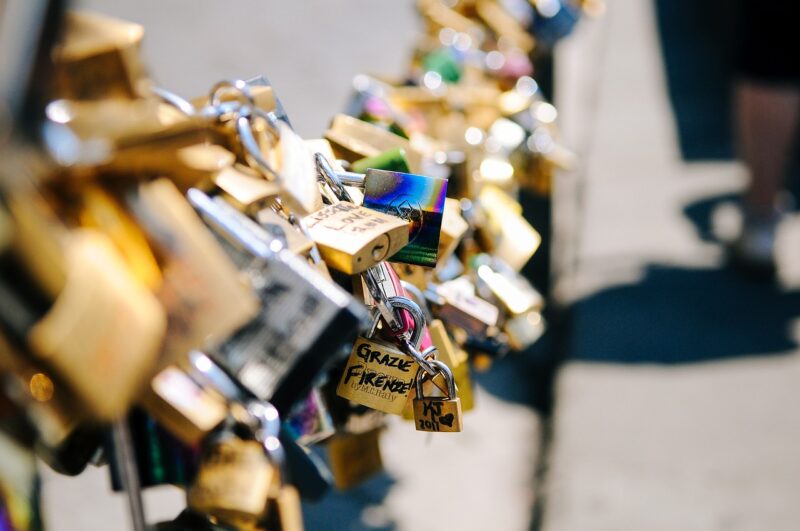 The Power of Setting Personal Boundaries for Healthier Relationships